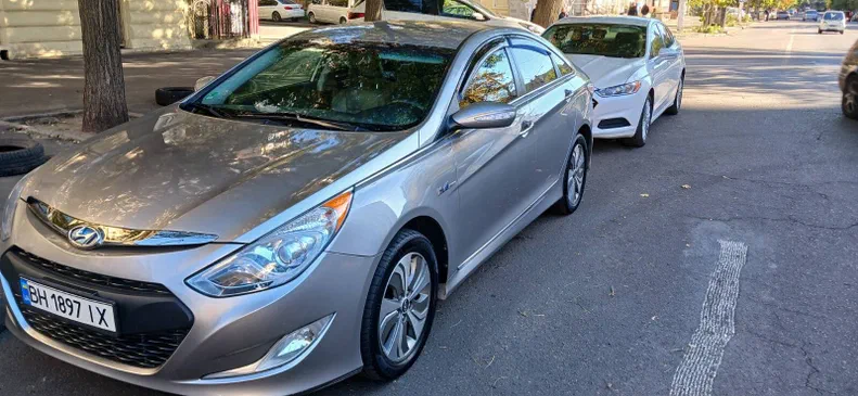 Hyundai Sonata 2013 - 5
