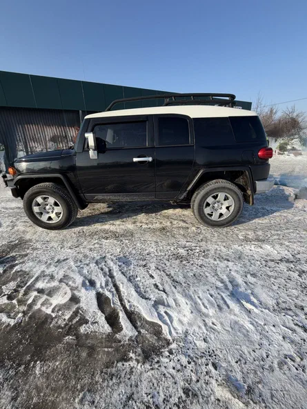Toyota FJ Cruiser 2007 - 16