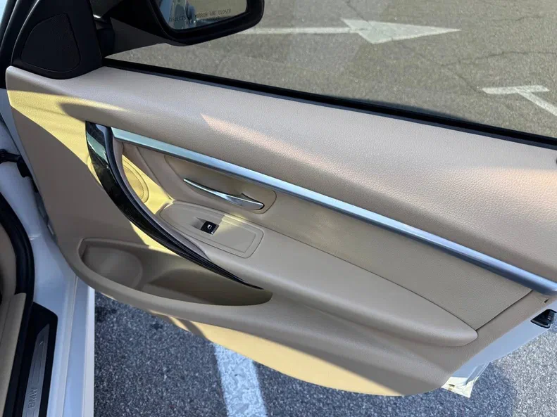 BMW 3 серія 2015 - 18