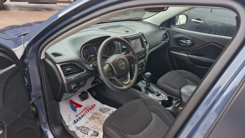 Jeep Cherokee 2020 - 7