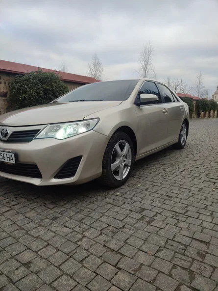 Toyota Camry 2014 - 9