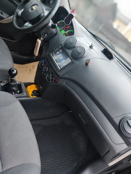 Chevrolet Aveo 2010 - 12