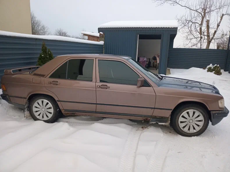 Mercedes-Benz 190 (W201) 1986 - 7