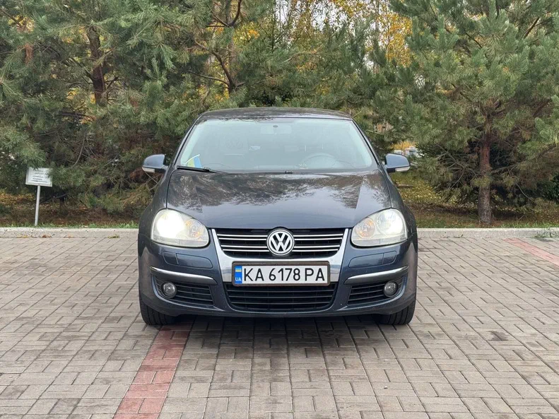 Volkswagen Jetta 2008 - 8