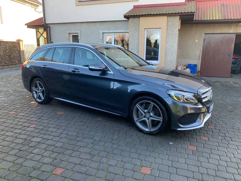 Mercedes-Benz C-Клас 2015 - 21