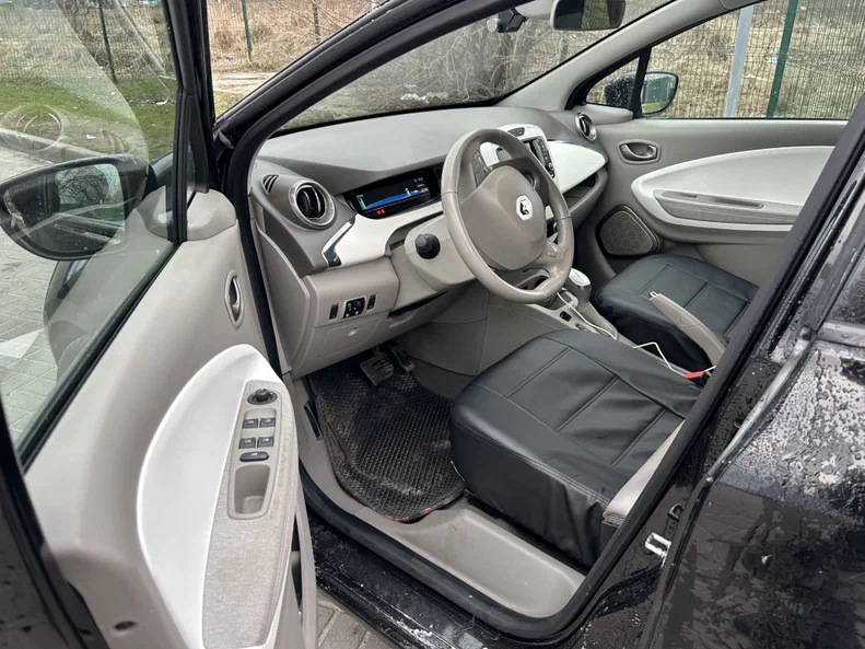 Renault ZOE 2018 - 11