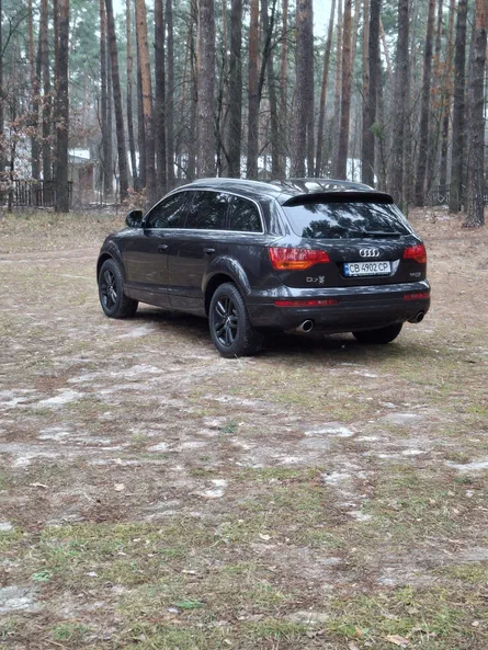 Audi Q7 2009 - 7