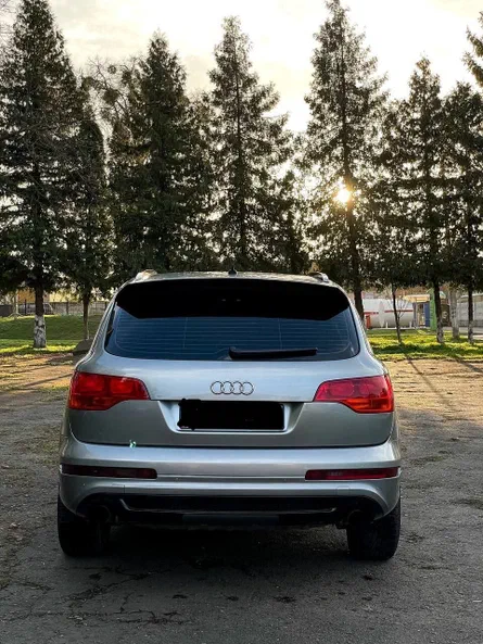 Audi Q7 2007 - 12