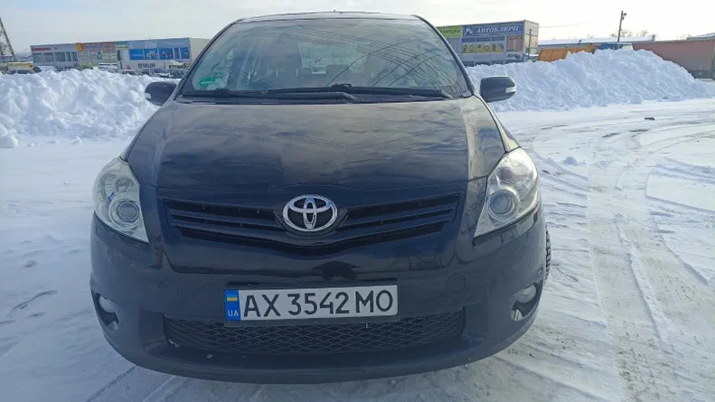 Toyota Auris 2010
