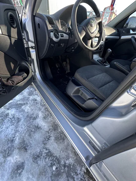 Skoda Octavia 2011 - 14