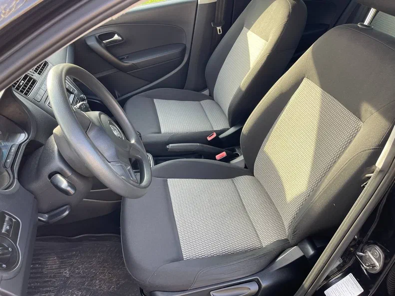 Volkswagen Polo 2013 - 16