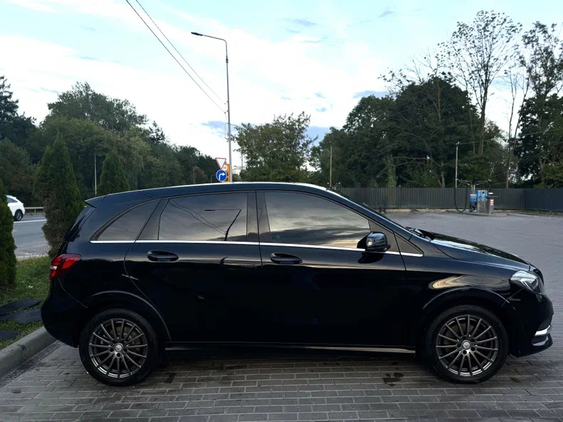 Mercedes-Benz B-Клас 2016 - 11