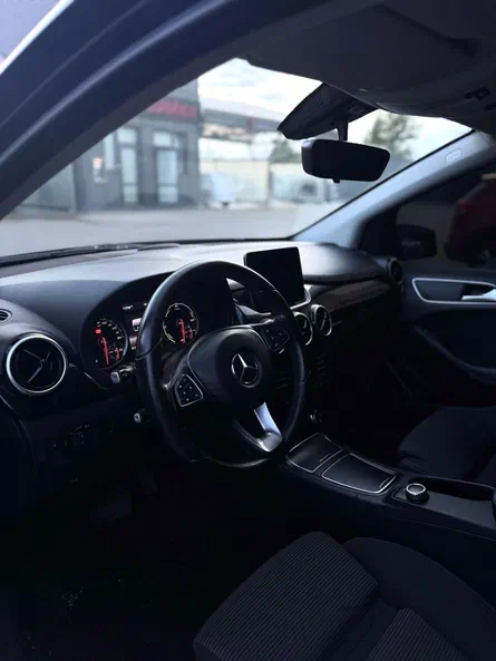 Mercedes-Benz B-Клас 2016 - 10