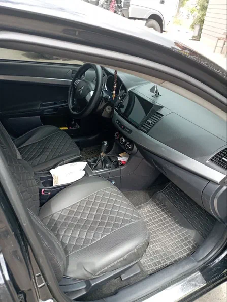 Mitsubishi Lancer 2011 - 0