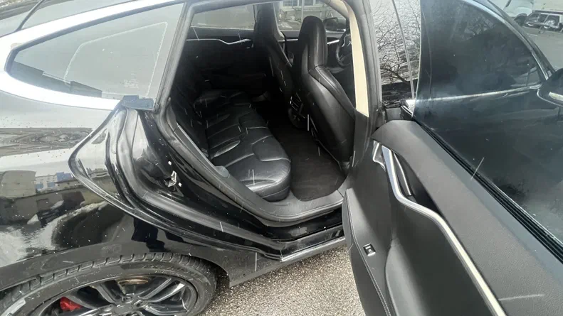 Tesla Model S 2014 - 8