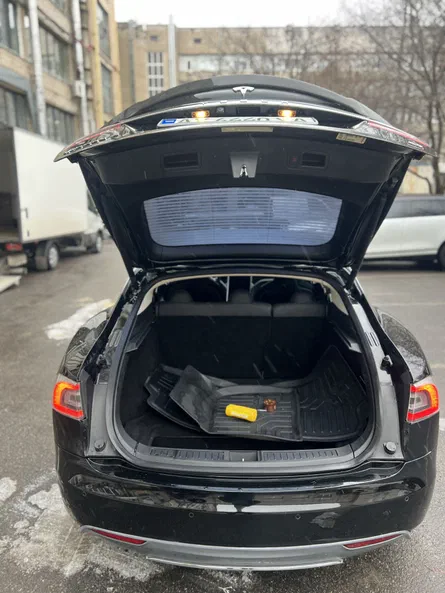 Tesla Model S 2014 - 14