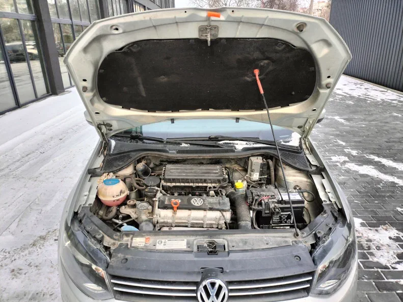 Volkswagen Polo 2011 - 11