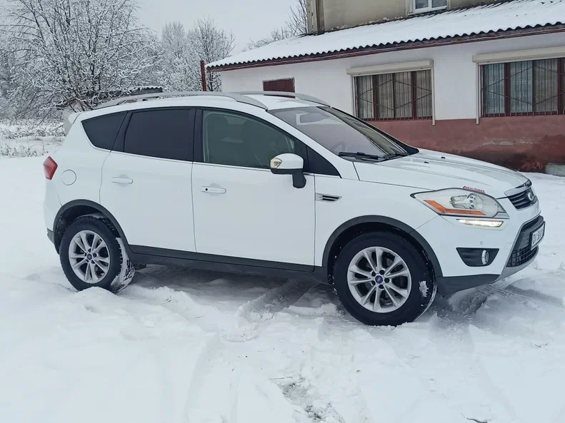 Ford Kuga 2012 - 21