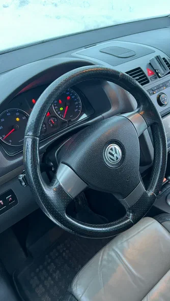 Volkswagen Touran 2007 - 10