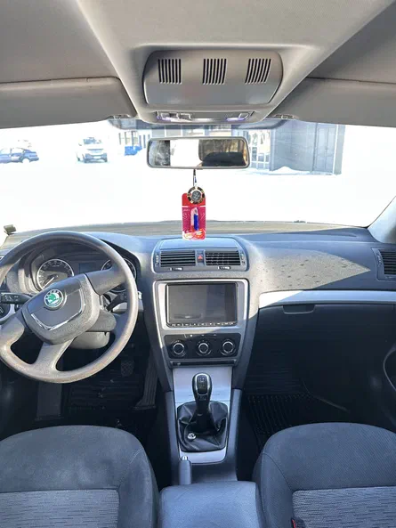 Skoda Octavia 2011 - 10