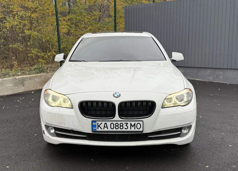 BMW 5 серія 2013 - 16