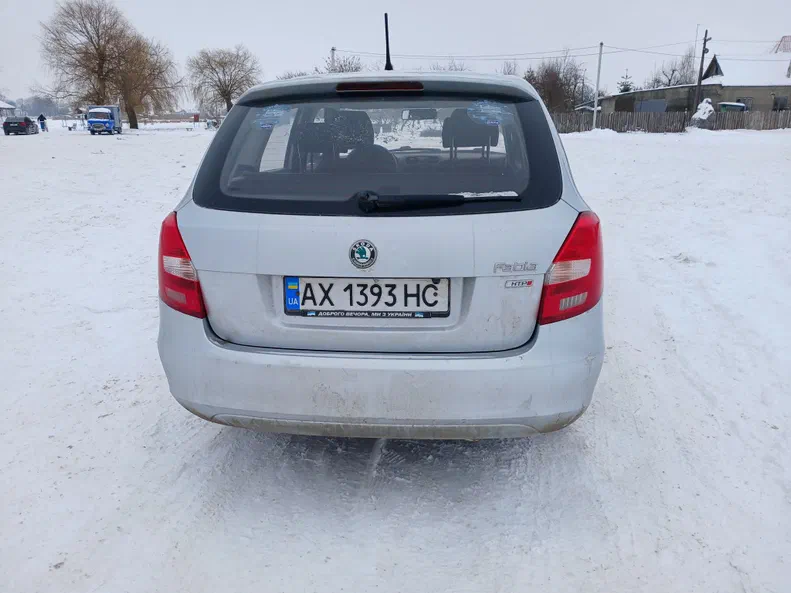 Skoda Fabia 2012 - 3