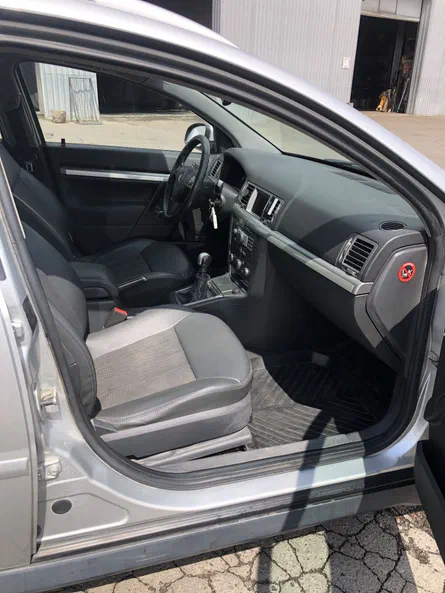 Opel Vectra 2007 - 11