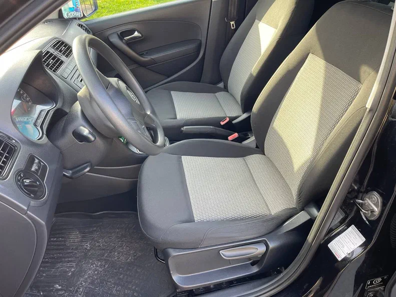 Volkswagen Polo 2013 - 17