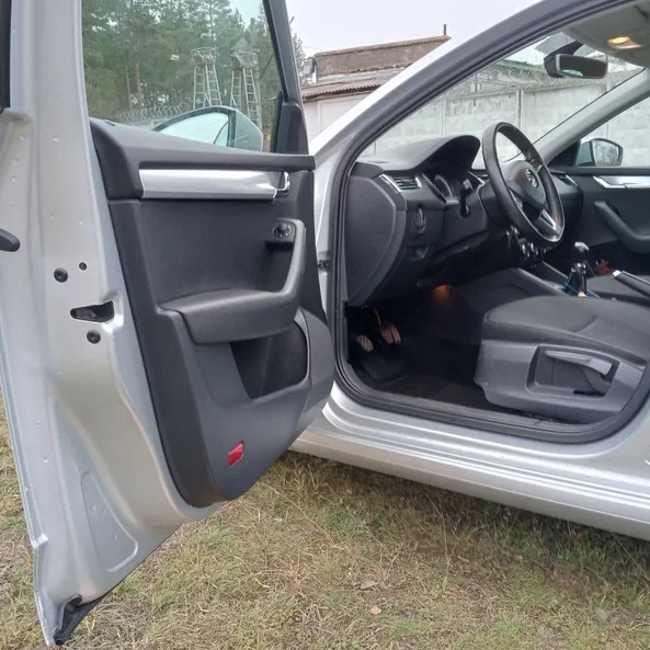 Skoda Octavia 2017 - 13