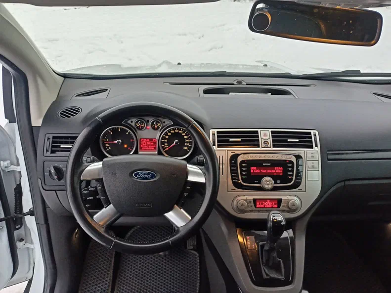 Ford Kuga 2012 - 9