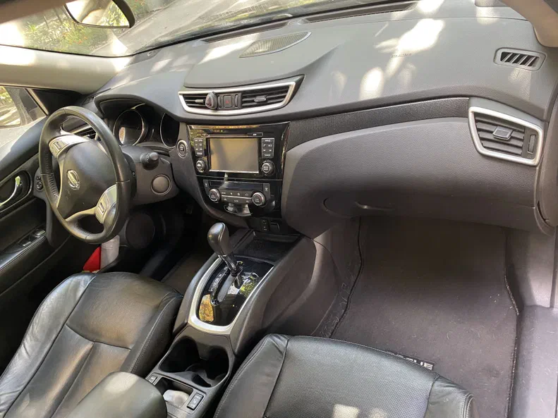 Nissan Rogue 2015 - 18