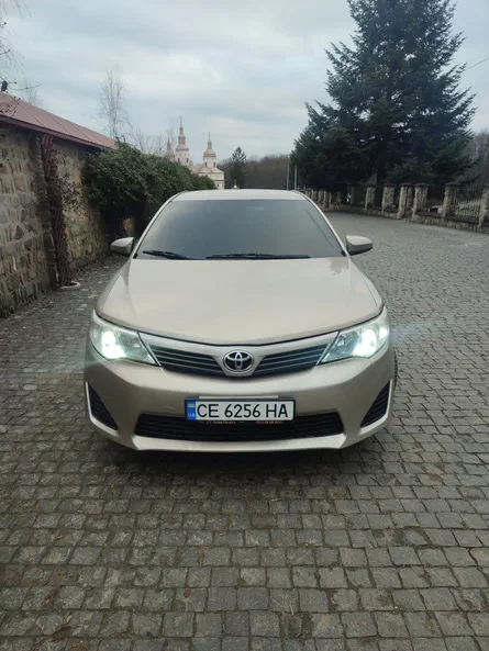 Toyota Camry 2014 - 11