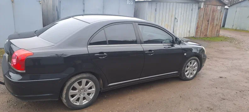 Toyota Avensis 2003