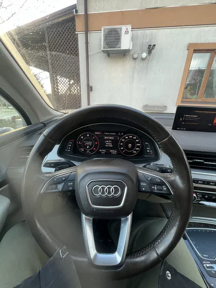 Audi Q7 2016 - 10