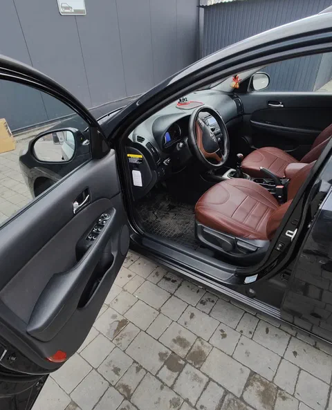 Hyundai i30 2008 - 9