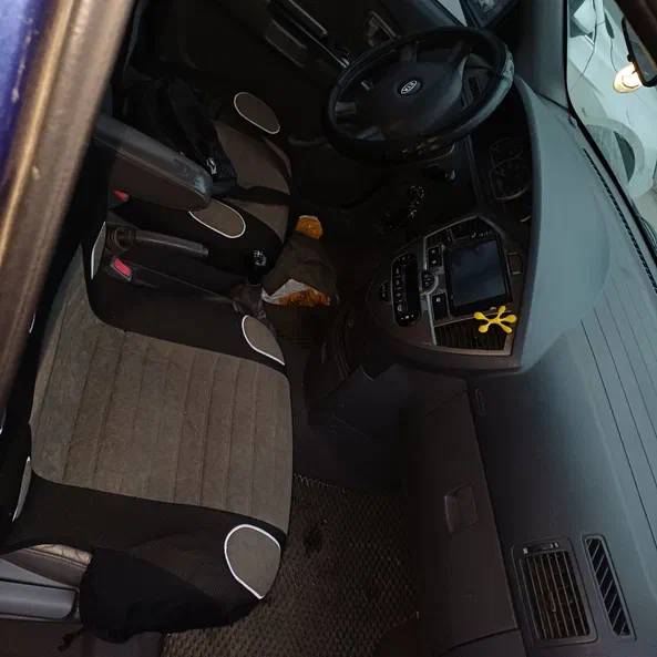 Kia Carens 2005 - 16