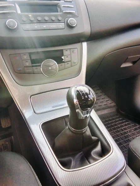 Nissan Sentra 2015 - 9