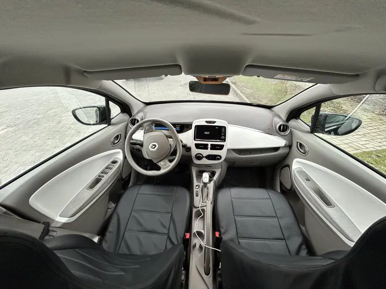 Renault ZOE 2018 - 13