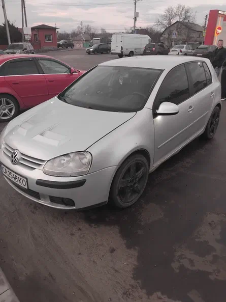 Volkswagen Golf 2005 - 4