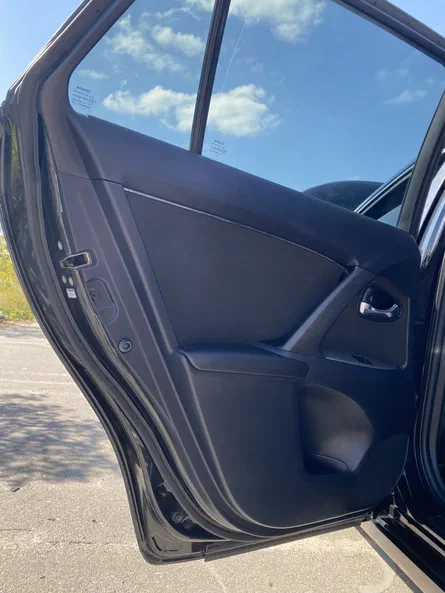 Toyota Avensis 2010 - 12