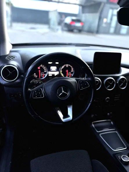 Mercedes-Benz B-Клас 2016 - 2
