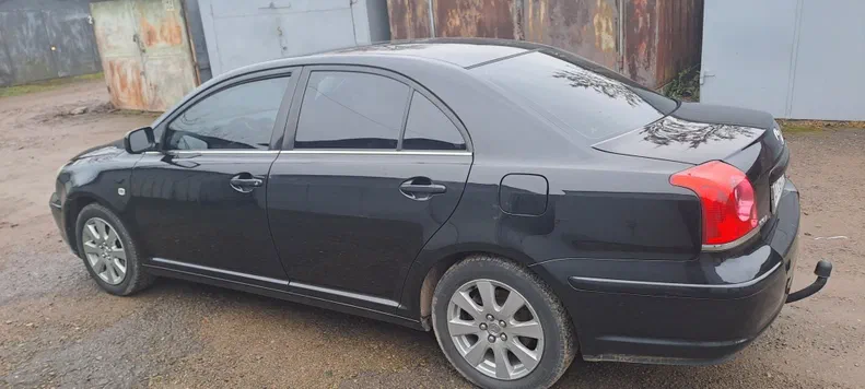 Toyota Avensis 2003