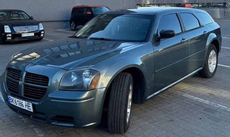 Dodge Magnum 2005