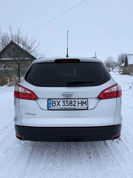 Ford Focus 2011 - 5