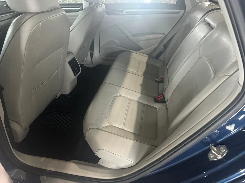 Volkswagen Passat 2018 - 11