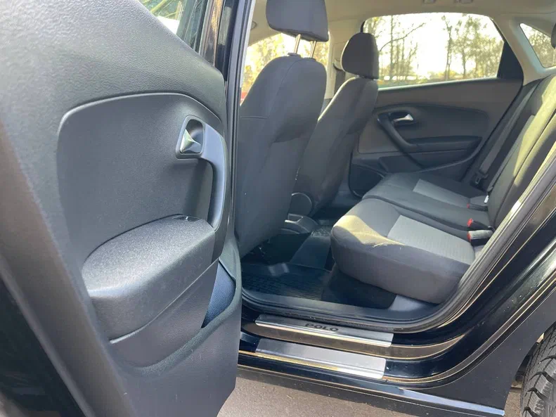 Volkswagen Polo 2013 - 25