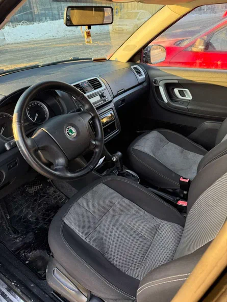 Skoda Fabia 2008 - 10