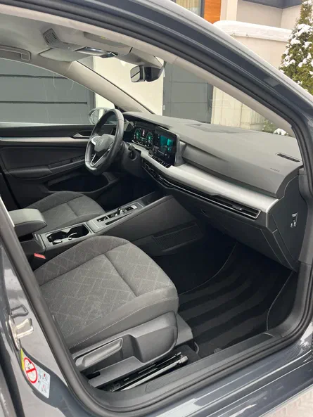 Volkswagen Golf 2024 - 25