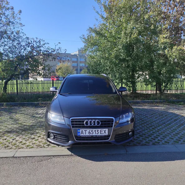 Audi A4 2009 - 16