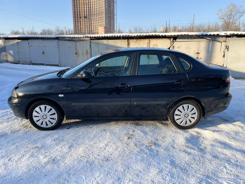 SEAT Cordoba 2008 - 6